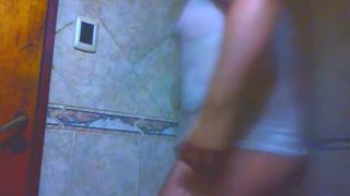 Big butt & moobs in wet t-shirt